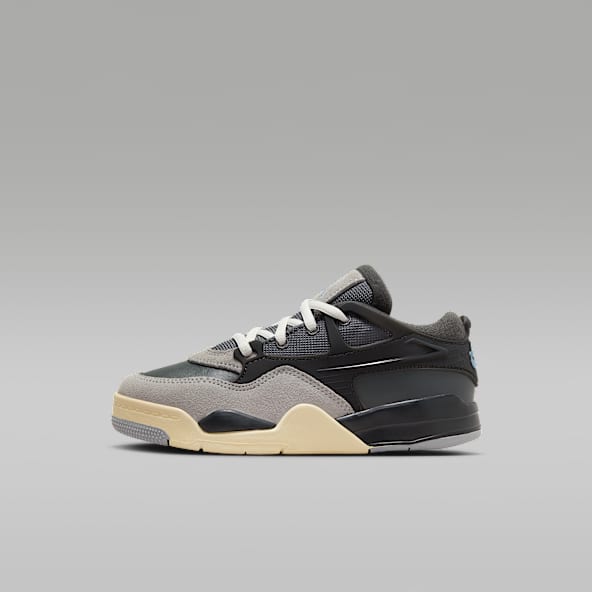 Boys gray nike shoes outlet